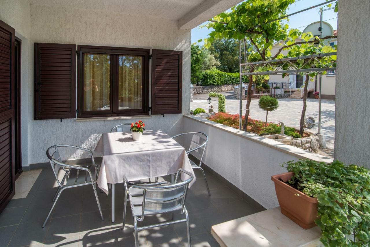 מאלינסקה Apartments Marija & Anton מראה חיצוני תמונה