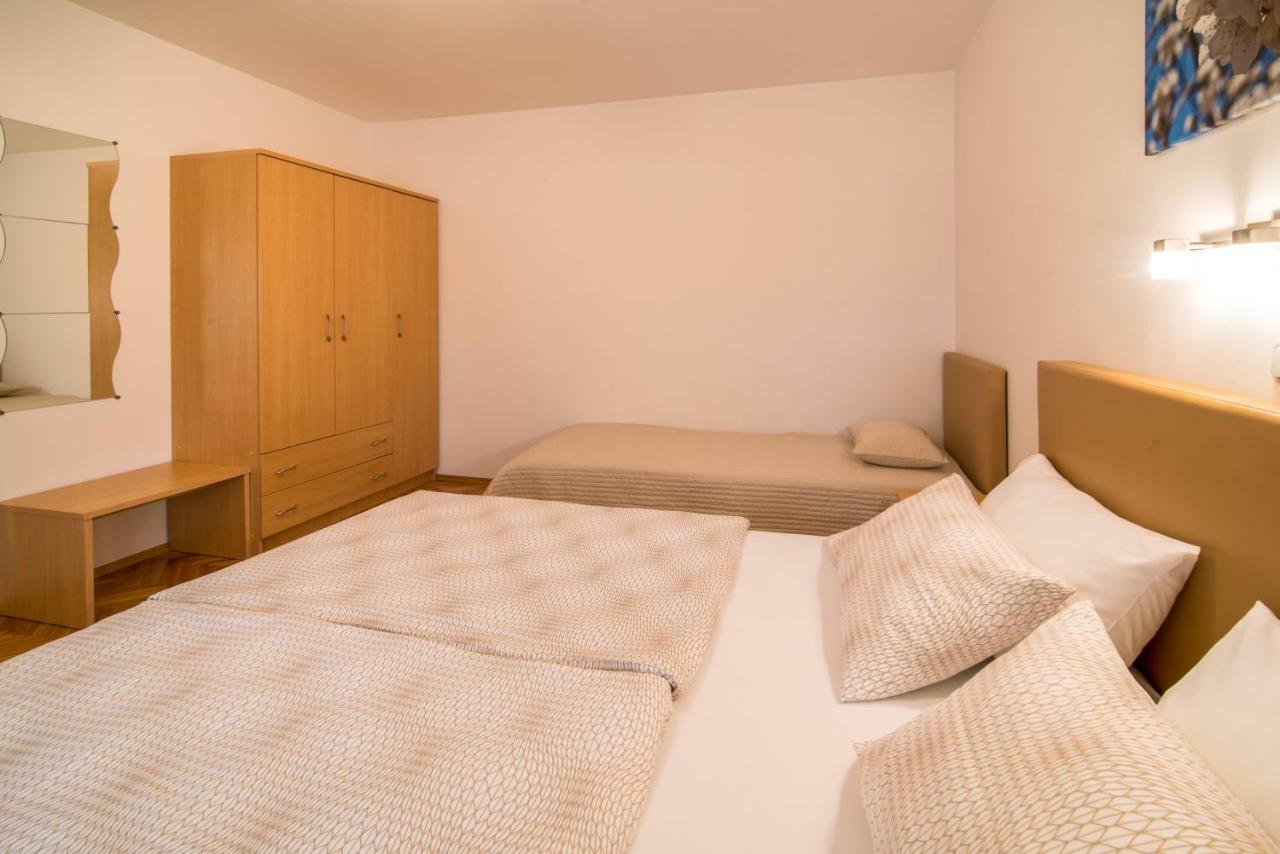 מאלינסקה Apartments Marija & Anton מראה חיצוני תמונה