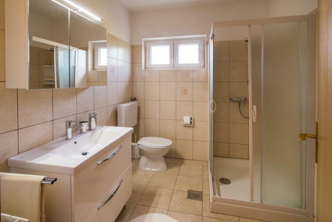 מאלינסקה Apartments Marija & Anton מראה חיצוני תמונה